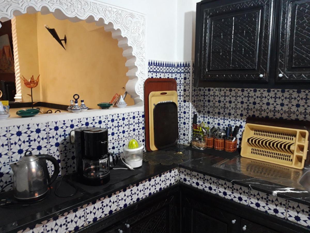 Riad Les Portes De La Medina Marrakesh Exterior photo