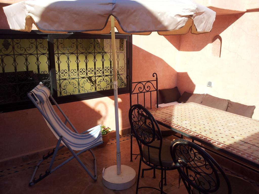 Riad Les Portes De La Medina Marrakesh Exterior photo