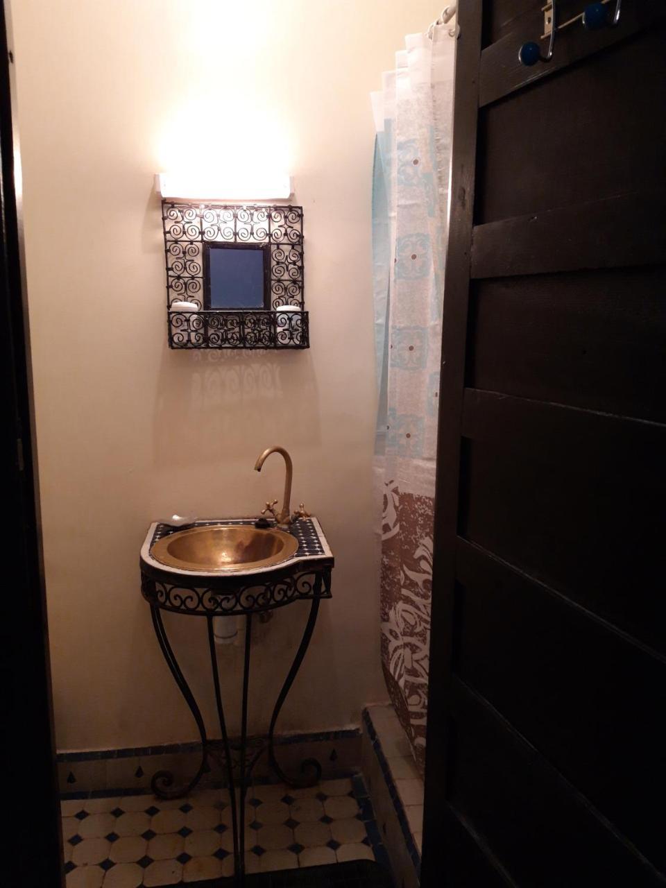 Riad Les Portes De La Medina Marrakesh Exterior photo